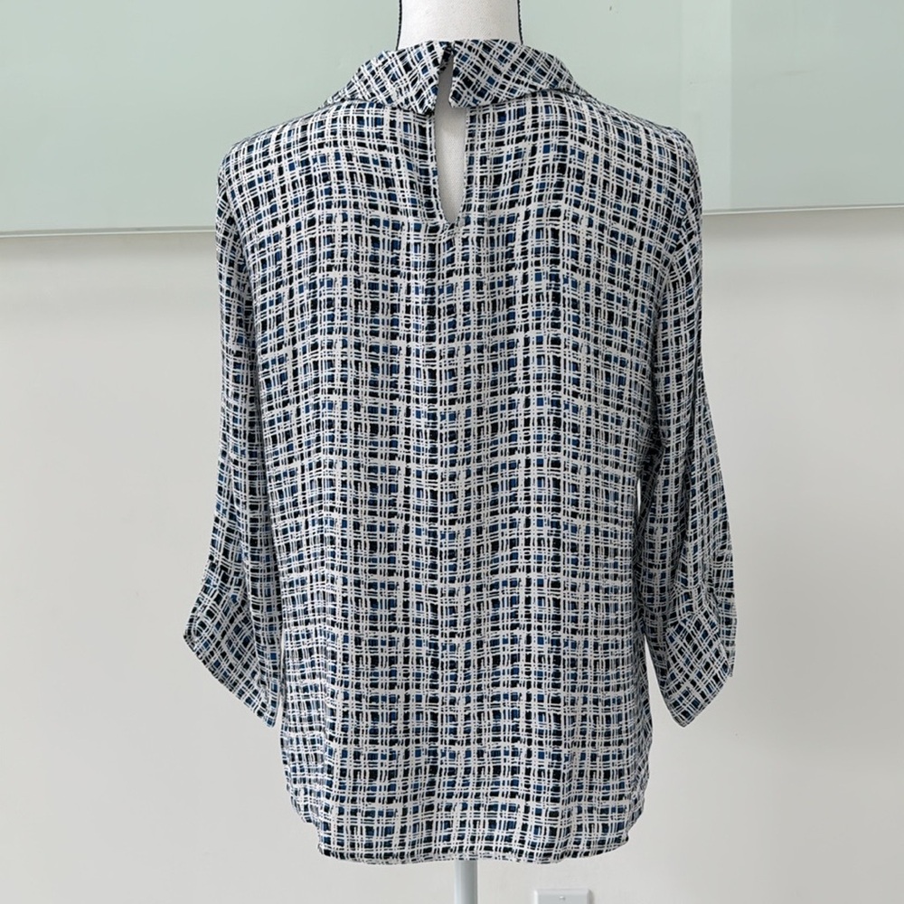 Zara Basic Collection White Blouse W/ Black & Blu… - image 7